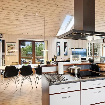 בית נופש Nannah - 100m From The Sea By Interhome *